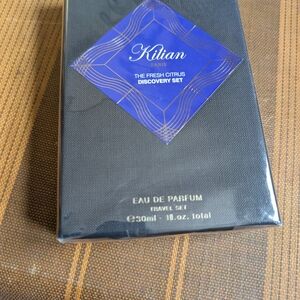 ILIA Fresh Discovery Set with Black and White Accents